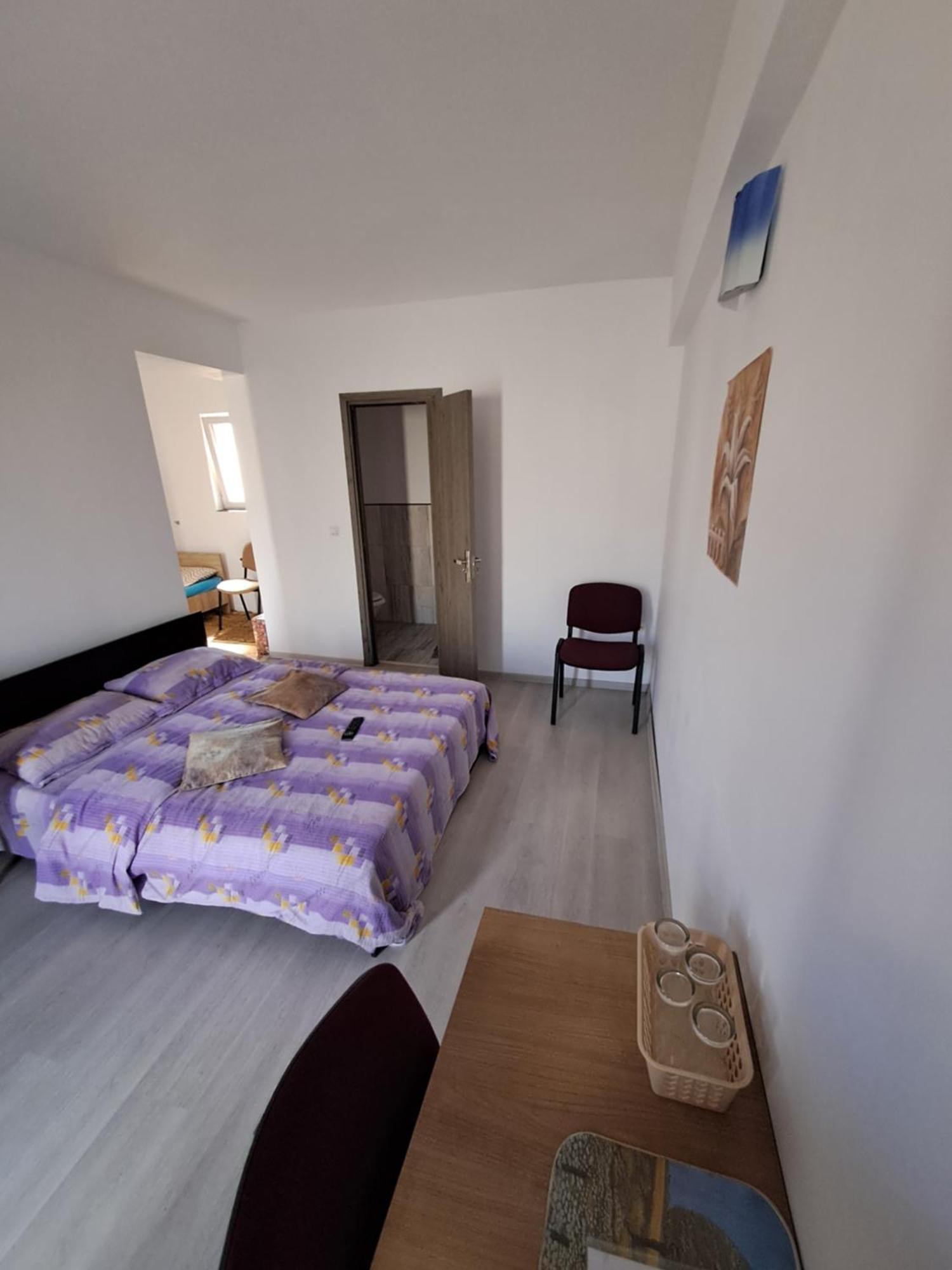 Casa Marvik Lägenhet Oradea Exteriör bild